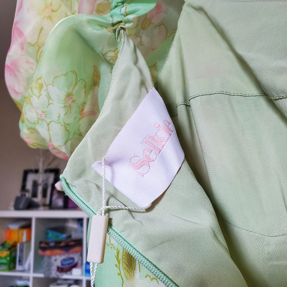Selkie Ritz Dress - Picture 6 of 11